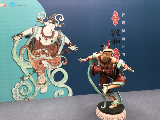 3D打印機(jī)打印大型雕塑&mdash;&mdash;敦煌壁畫，白色數(shù)模上色后成品展示